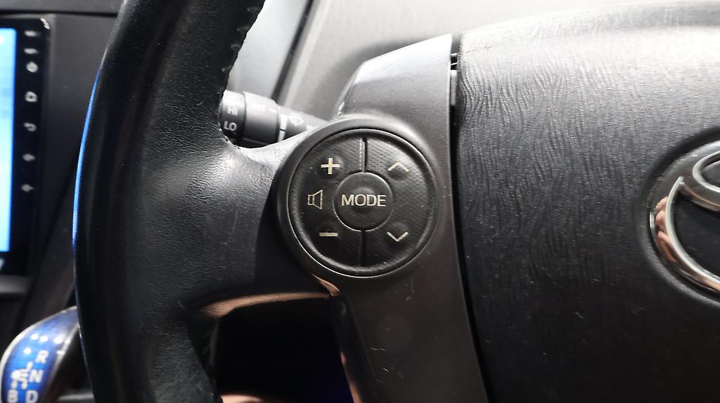 Toyota Prius ALPHA HYBRID image 316083