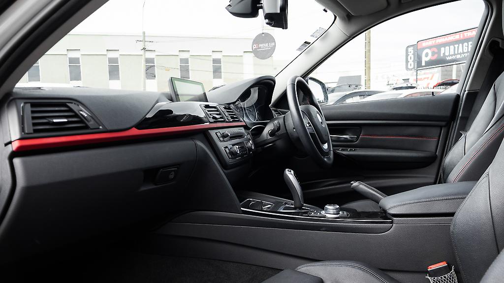 Bmw 320i Leather PKG Sports Tints image 316561