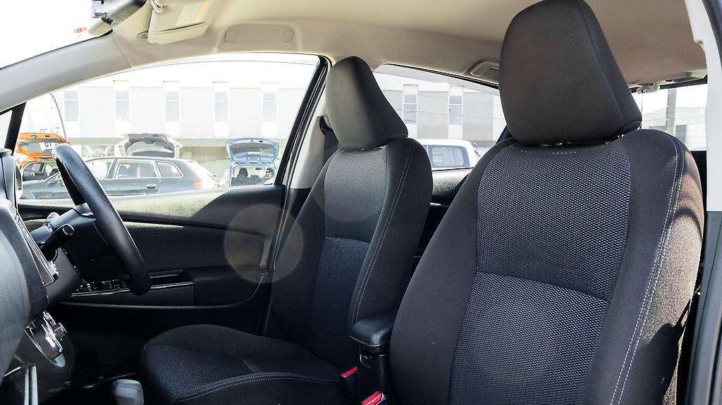 Toyota Vitz F model, Push start image 316891