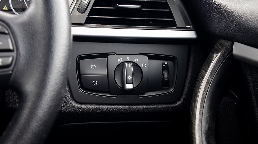 Bmw 320i Leather package, Reverse camera image 316511