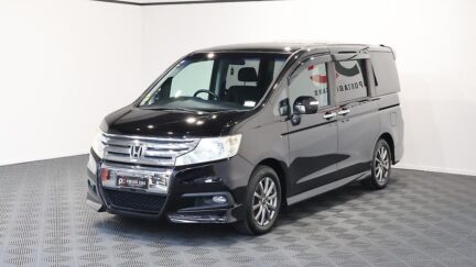 Honda Step Wagon Z Edition image 317295