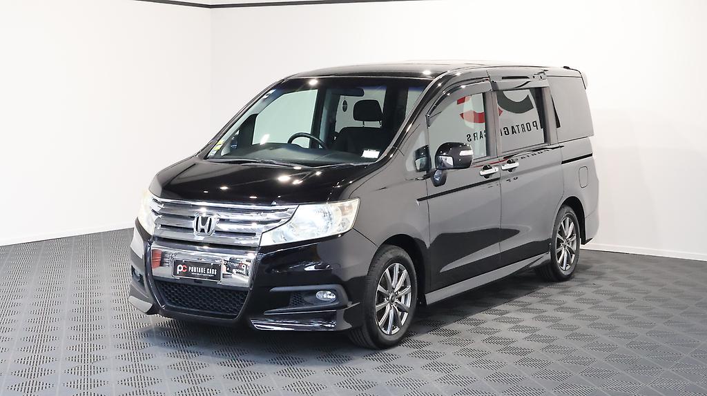 Honda Step Wagon Z Edition image 317295