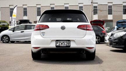 Volkswagen Golf Golf GTI MK7 Tints, Black wheels image 315650