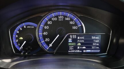 Toyota Corolla AXIO image 318345