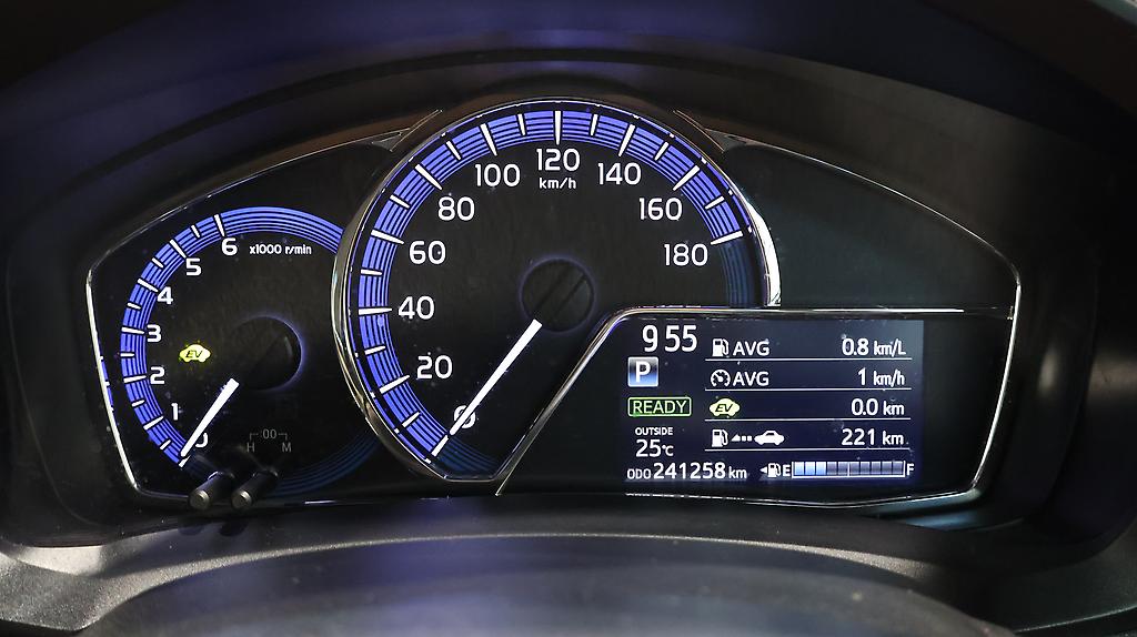 Toyota Corolla AXIO image 318345