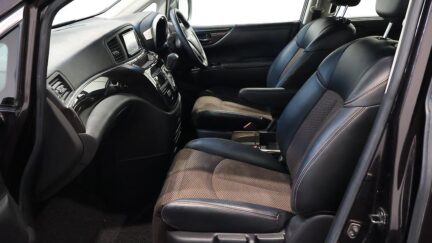 Nissan Elgrand 3.5 Highway Star image 319512