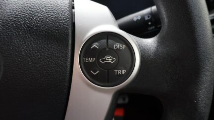Toyota Aqua Push Button Start – Facelift image 318415