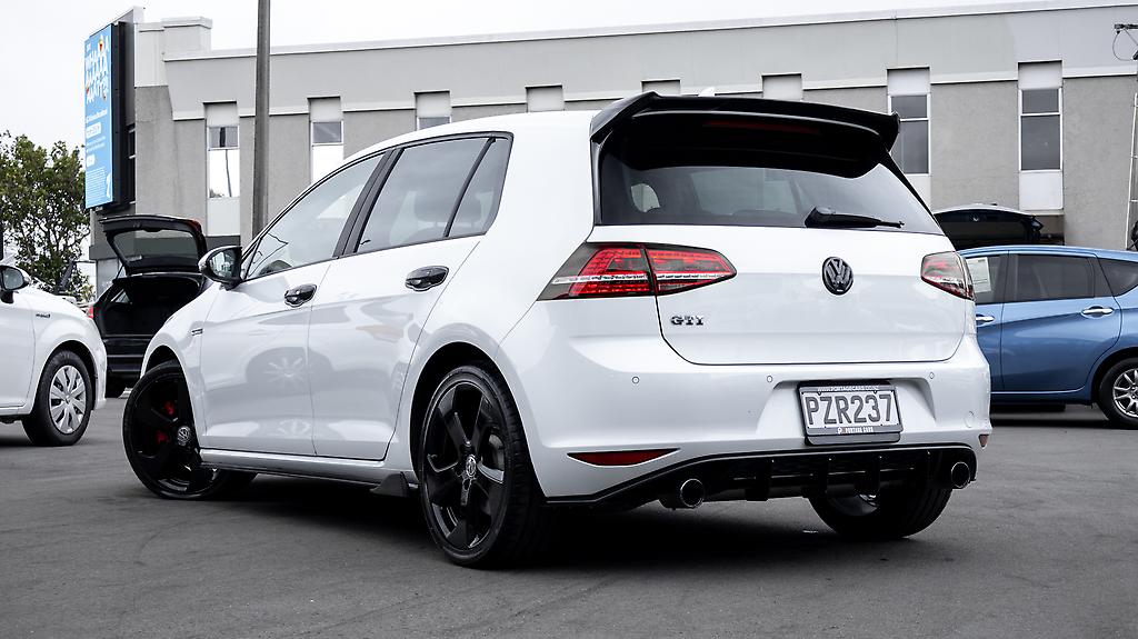 Volkswagen Golf GTI Golf MK7  Black wheels Body kit image 318980