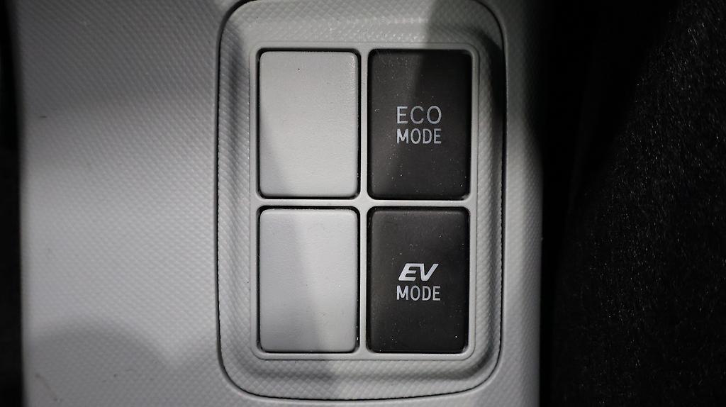 Toyota Aqua image 318008