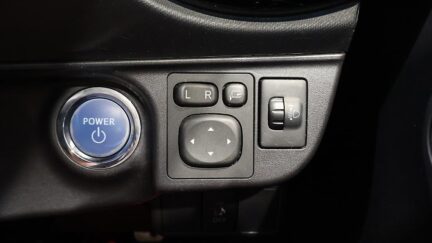 Toyota Aqua Push Button Start – Facelift image 318413