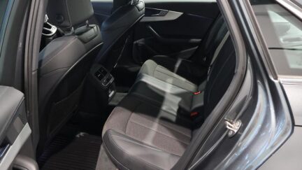 Audi A4 S-Line image 319649