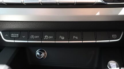 Audi A4 S-Line image 319659