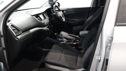 Hyundai Tucson MPI 2.0P/6AT image 318382