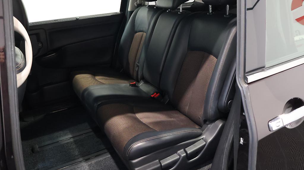 Nissan Elgrand 3.5 Highway Star image 319513