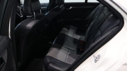 Mercedes-benz C 200 AMG LINE image 319720