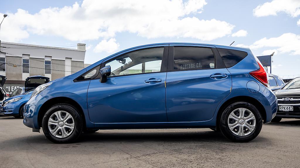 Nissan Note Parking sensor, push start image 318743