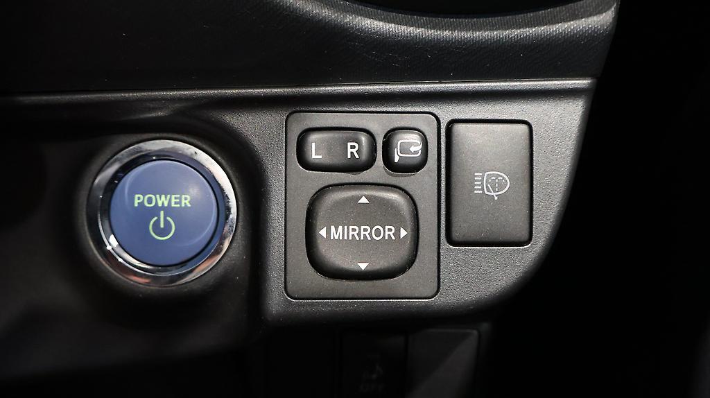 Toyota Aqua image 318005