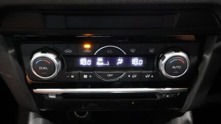 Mazda Atenza 20S Proactiv image 319705