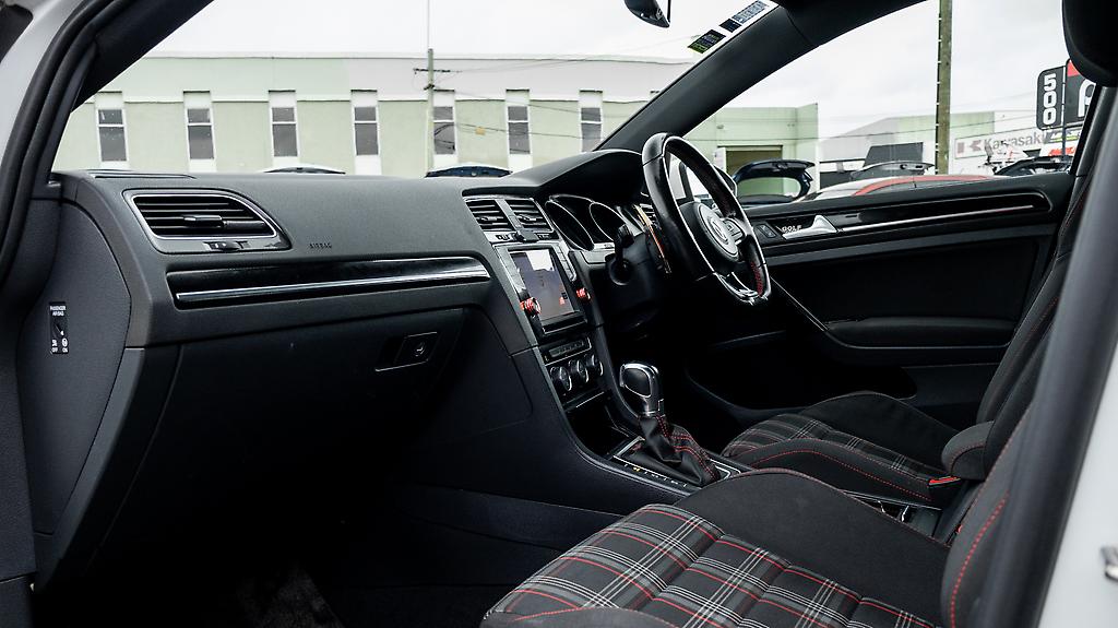 Volkswagen Golf GTI Golf MK7  Black wheels Body kit image 318995