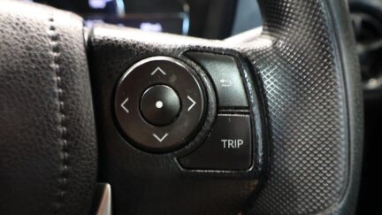 Toyota Corolla AXIO image 318346