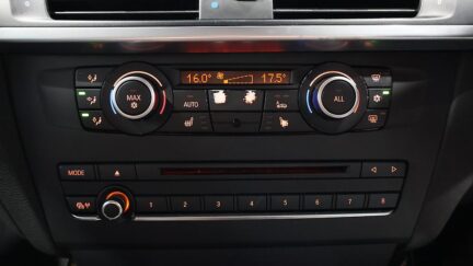 Bmw X3 X Drive, 3.0l, Leather image 319678