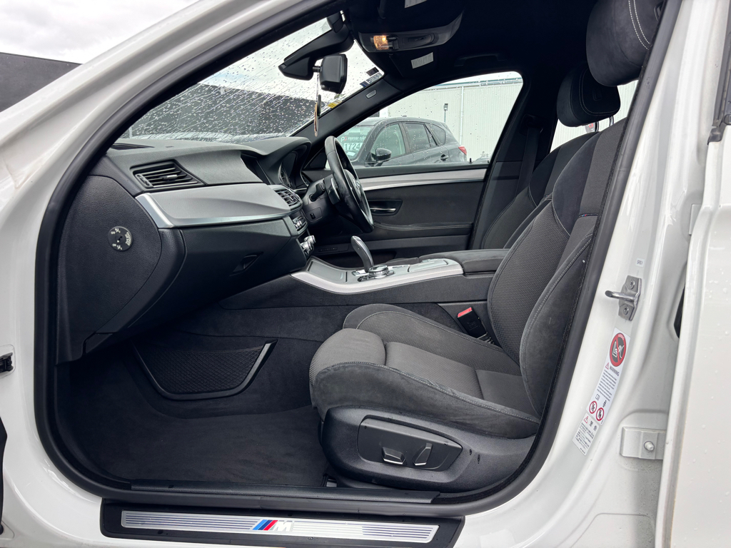 Bmw 523i M-Sport Touring Wagon image 319416