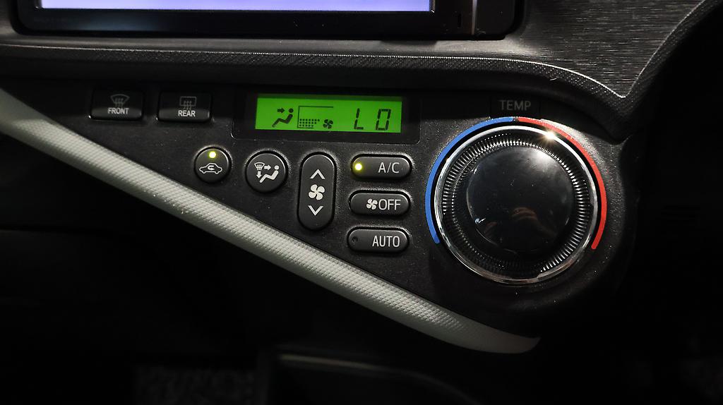 Toyota Aqua image 318009