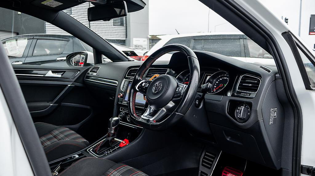 Volkswagen Golf GTI Golf MK7  Black wheels Body kit image 318986