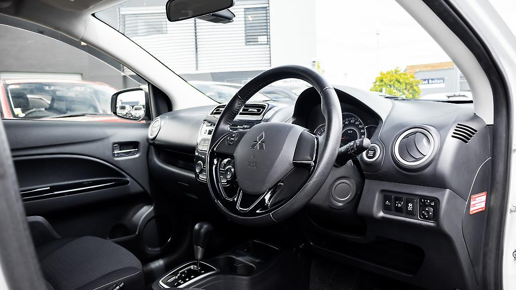 Mitsubishi Mirage Push start, Forward colision image 318964