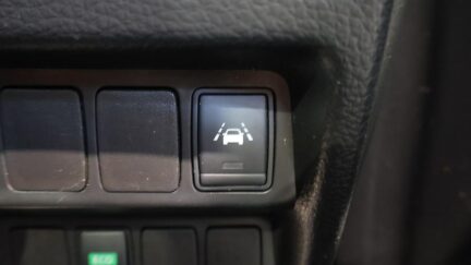 Nissan Qashqai TI 2.0P/CVT image 319592