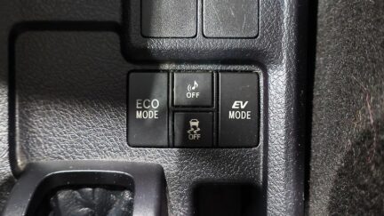 Toyota Corolla AXIO image 318349