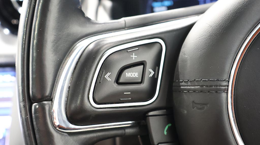 Jaguar Xj XJL 3.0L V6 Supercharged image 318132