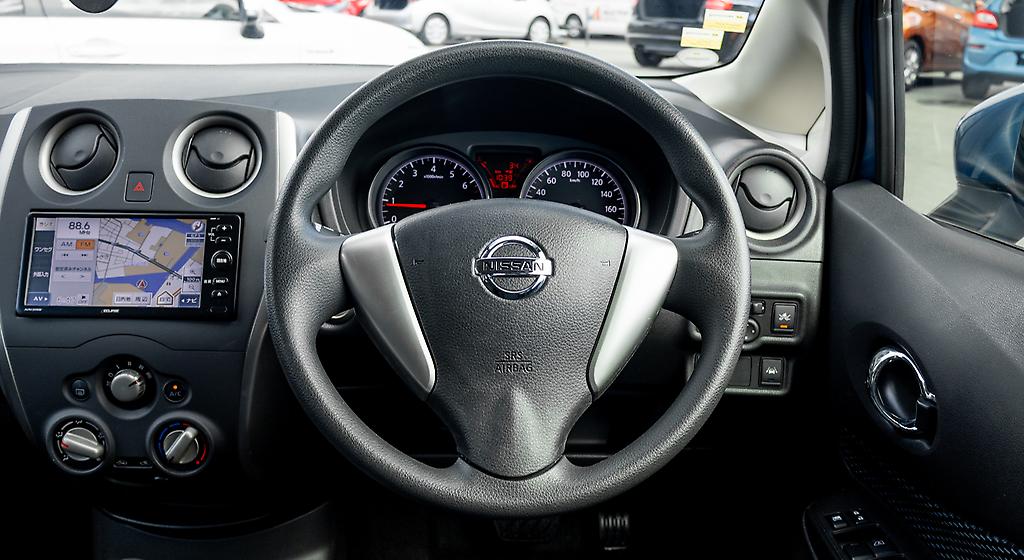 Nissan Note Parking sensor, push start image 318755